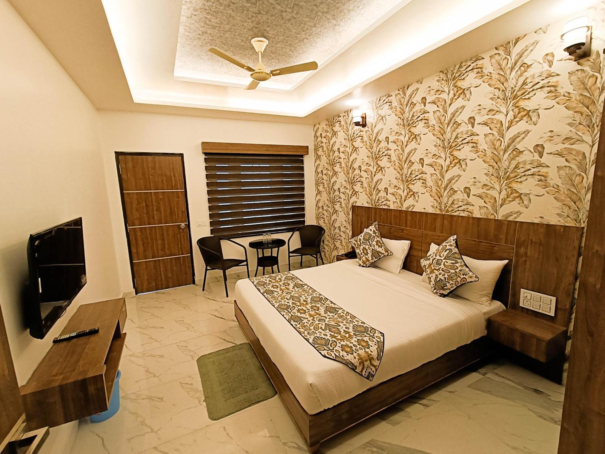 Hotel Cloud Inn, Nainital Rāmgarh Exterior photo
